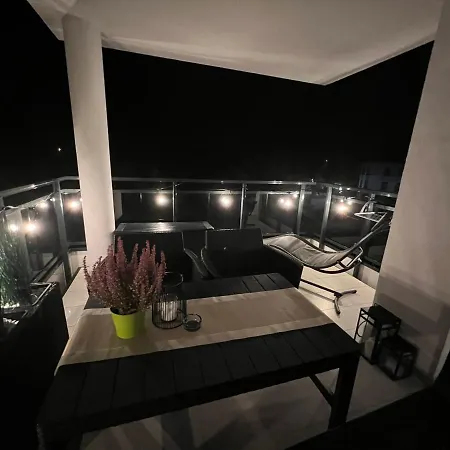 アパート Apartament Jantar ヤンタル